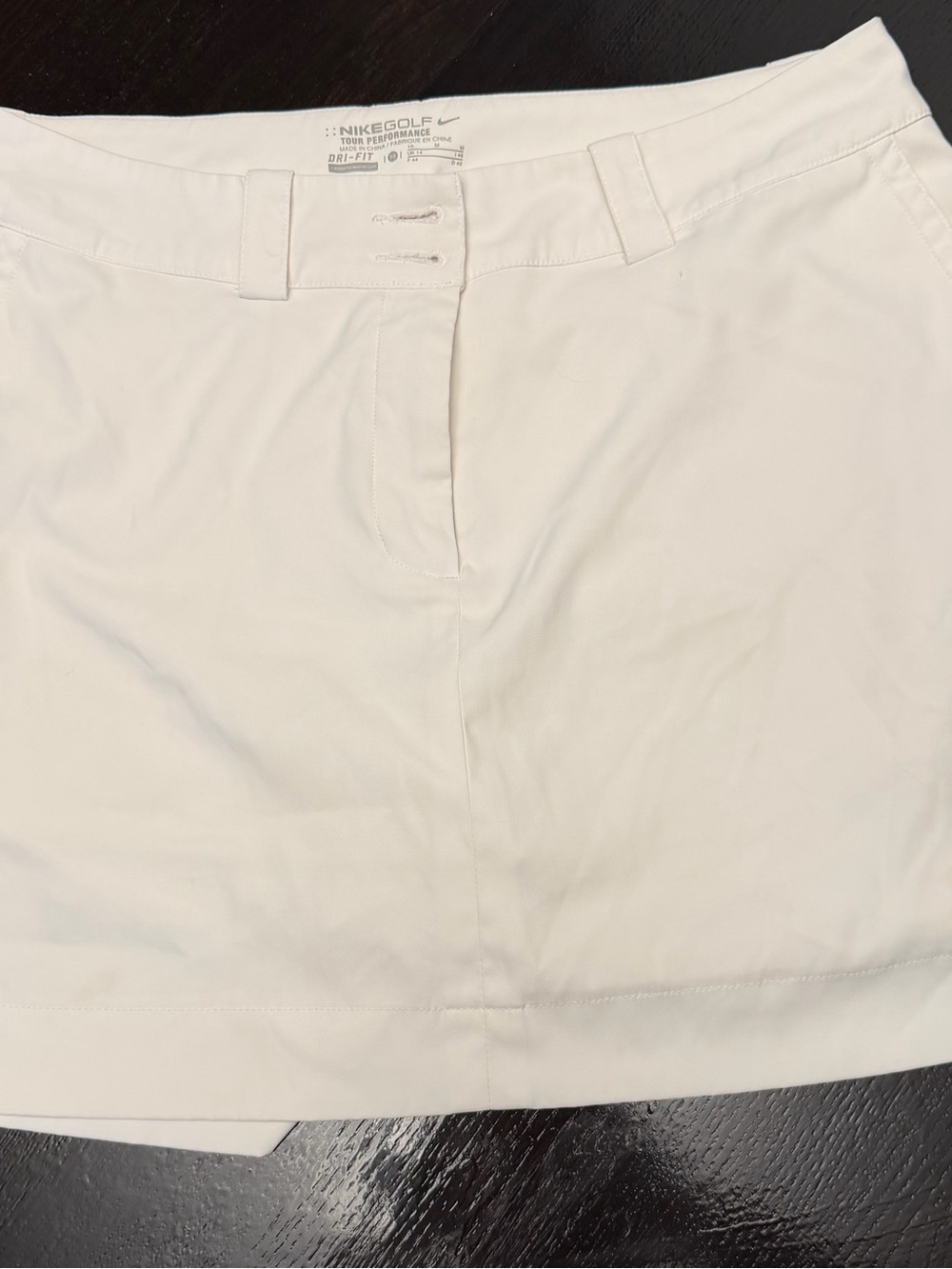 Nike Women’s White Performance Golf Skort